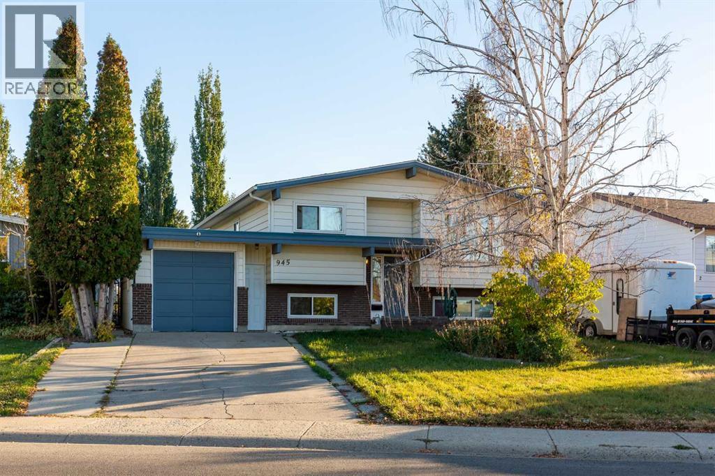 945 Columbia Boulevard W, Lethbridge, Alberta  T1K 4M4 - Photo 2 - A2263945