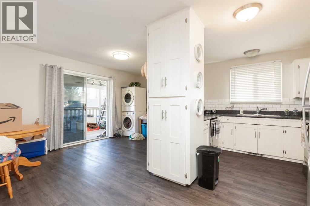 945 Columbia Boulevard W, Lethbridge, Alberta  T1K 4M4 - Photo 6 - A2263945