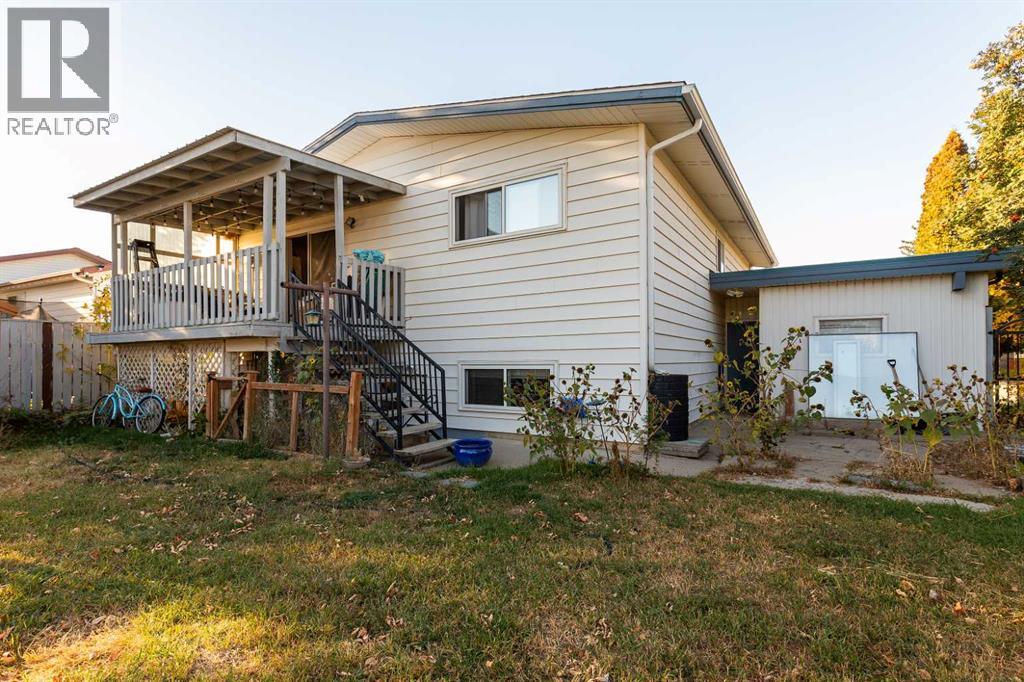 945 Columbia Boulevard W, Lethbridge, Alberta  T1K 4M4 - Photo 27 - A2263945