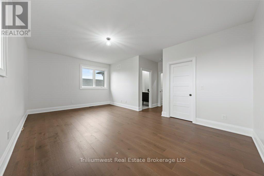 47 Whitcombe Way, Puslinch, Ontario  N0B 2C0 - Photo 25 - X12466730