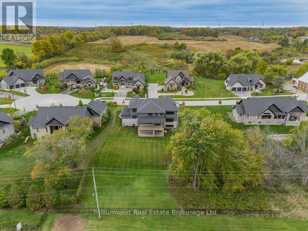47 Whitcombe Way, Puslinch, Ontario  N0B 2C0 - Photo 38 - X12466730