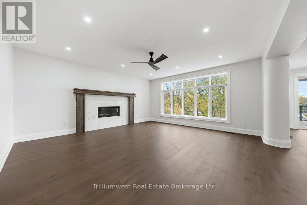 47 Whitcombe Way, Puslinch, Ontario  N0B 2C0 - Photo 6 - X12466730