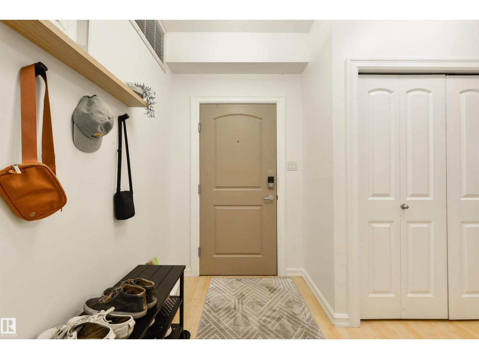 #304 10630 78 Av Nw, Edmonton, Alberta  T6E 1P5 - Photo 2 - E4462373