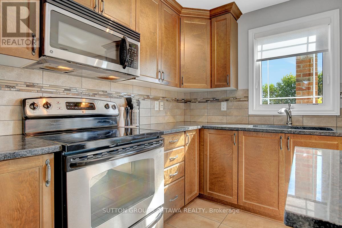 26 - 456 Leboutillier Avenue, Ottawa, Ontario  K1K 2V7 - Photo 17 - X12466733