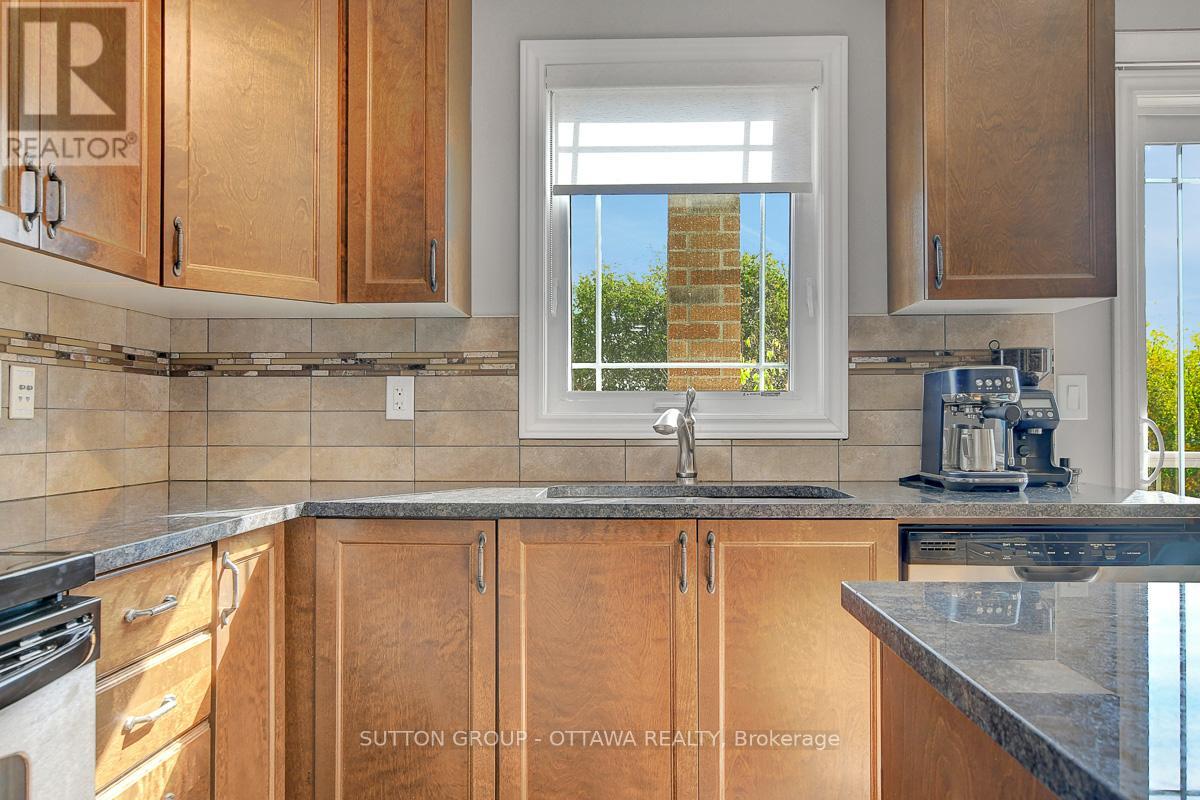 26 - 456 Leboutillier Avenue, Ottawa, Ontario  K1K 2V7 - Photo 18 - X12466733