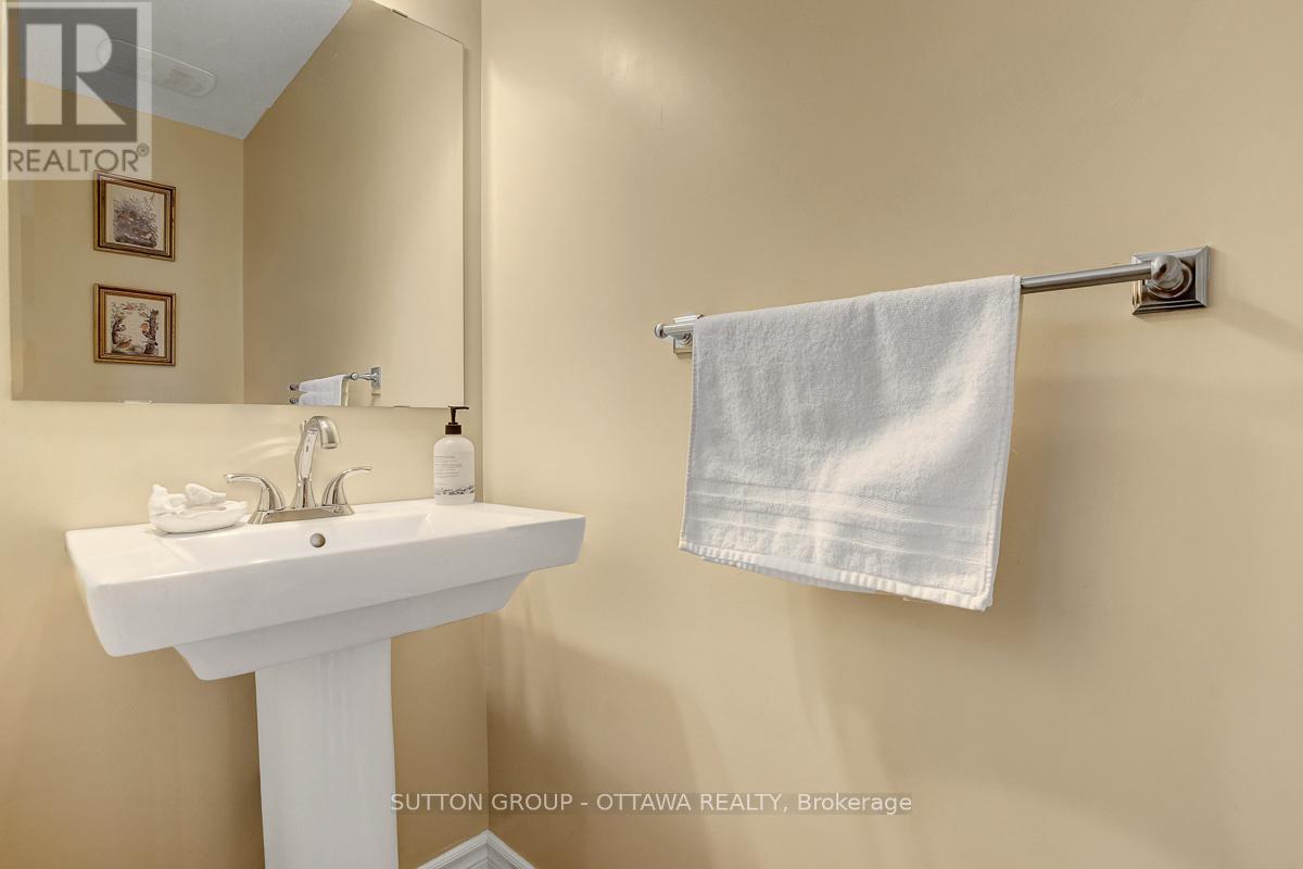 26 - 456 Leboutillier Avenue, Ottawa, Ontario  K1K 2V7 - Photo 28 - X12466733
