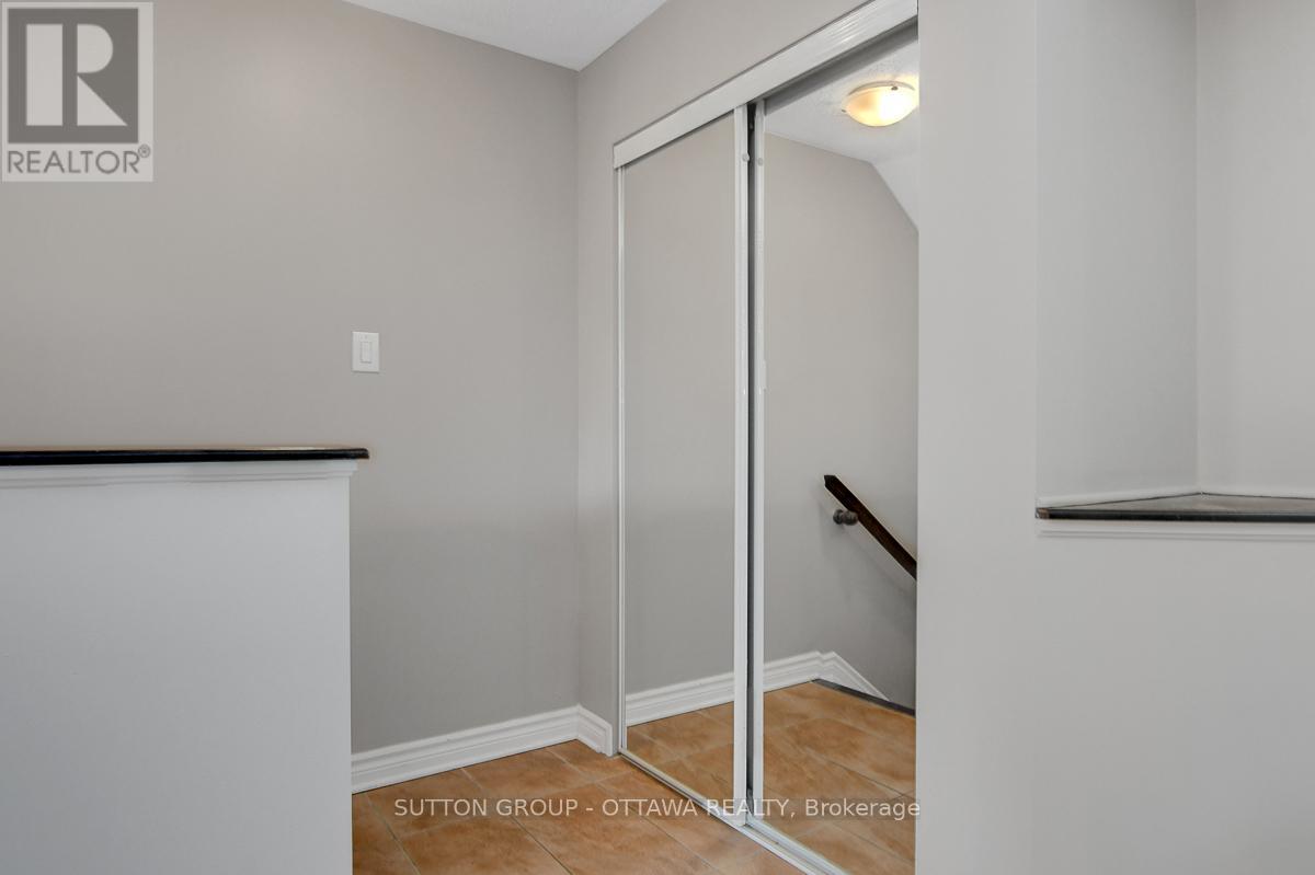 26 - 456 Leboutillier Avenue, Ottawa, Ontario  K1K 2V7 - Photo 6 - X12466733