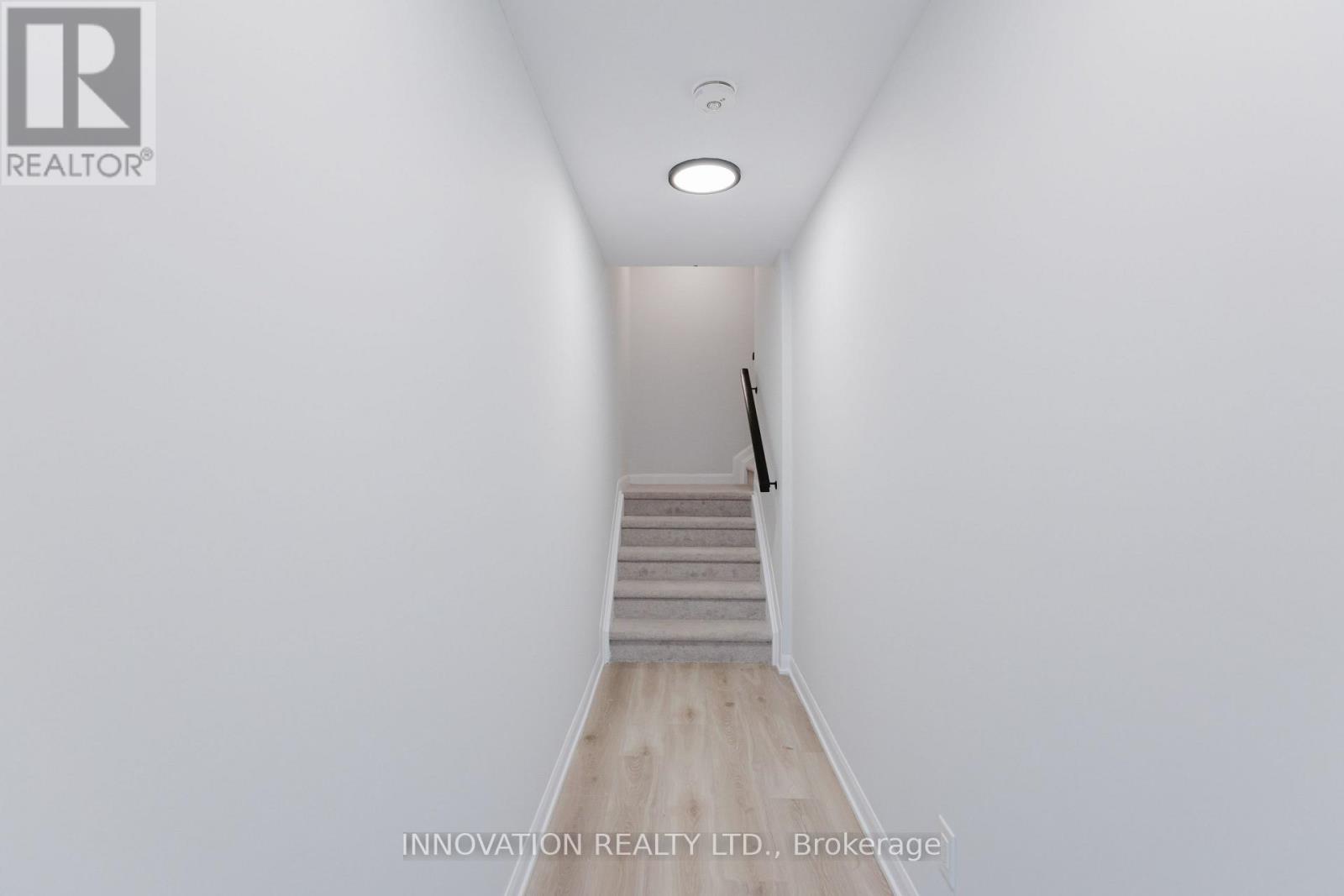 801 - Unit #15 Glenroy Gilbert Drive, Ottawa, Ontario  K2J 5R6 - Photo 3 - X12466746