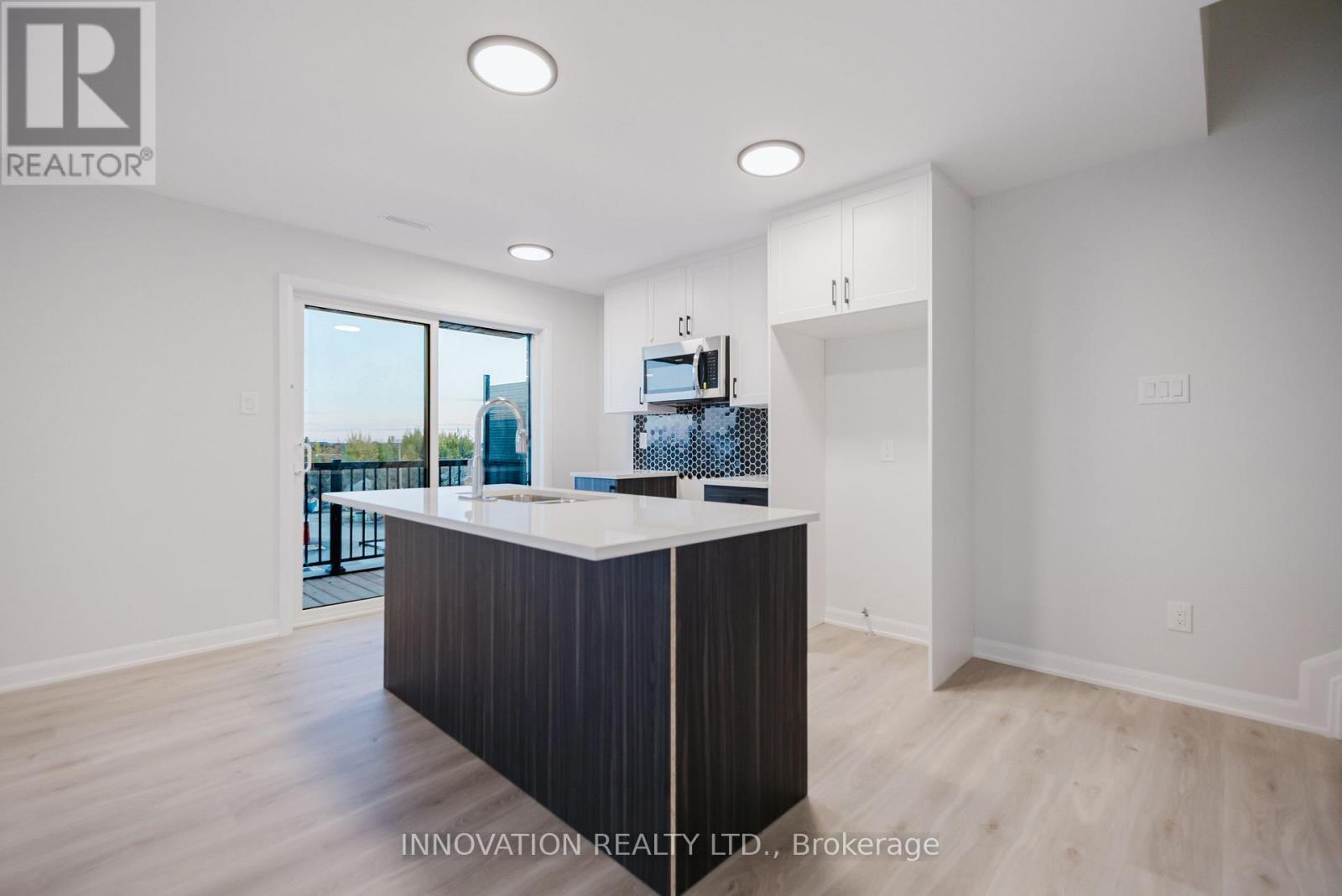 801 - Unit #15 Glenroy Gilbert Drive, Ottawa, Ontario  K2J 5R6 - Photo 7 - X12466746