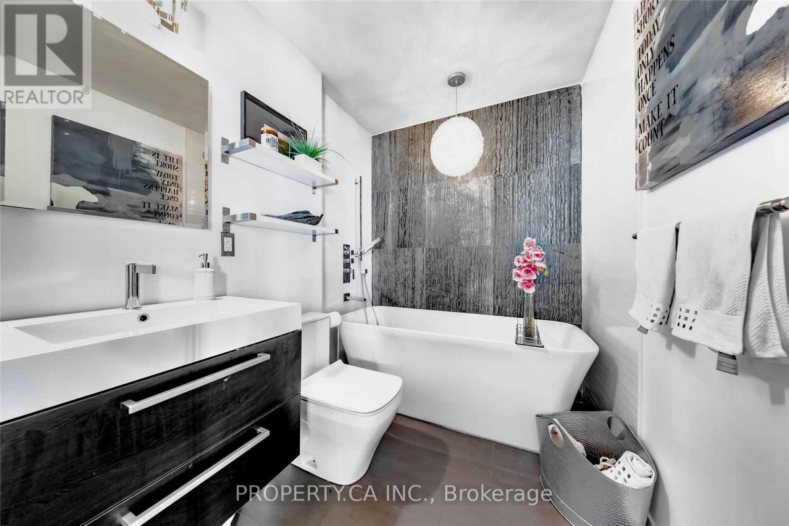 3604 - 10 Yonge Street, Toronto, Ontario  M5E 1R4 - Photo 12 - C12466612