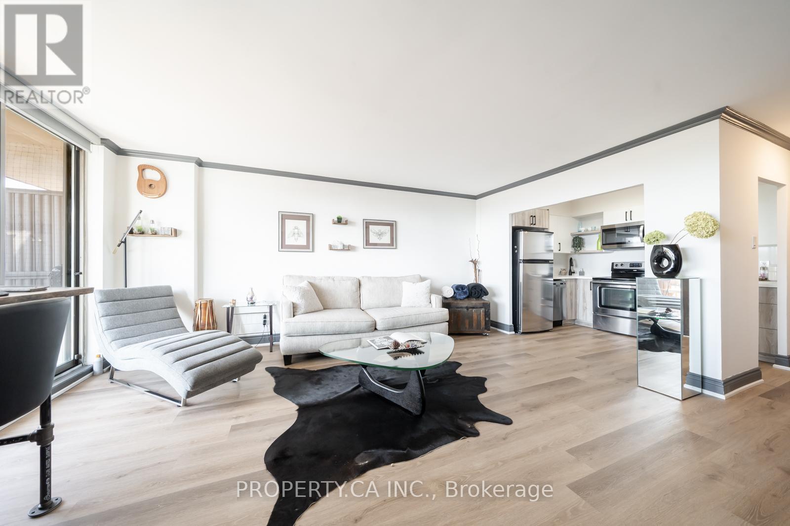 806 - 5949 YONGE STREET, Toronto, Ontario