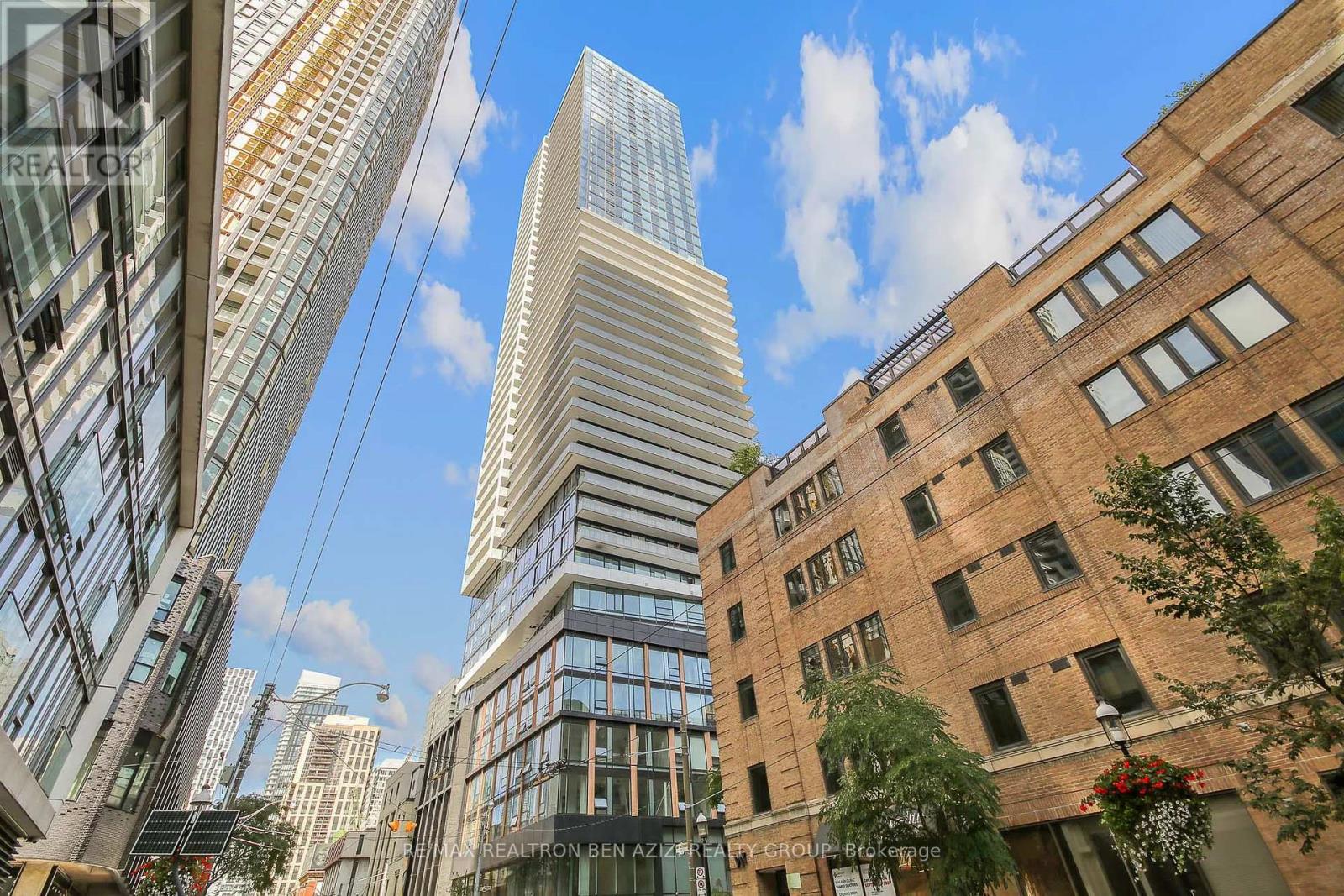 89 Church Street, Toronto, Ontario  M5C 0B7 - Photo 1 - C12466627