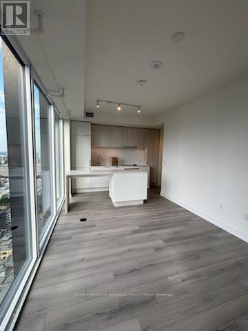 89 Church Street, Toronto, Ontario  M5C 0B7 - Photo 3 - C12466627