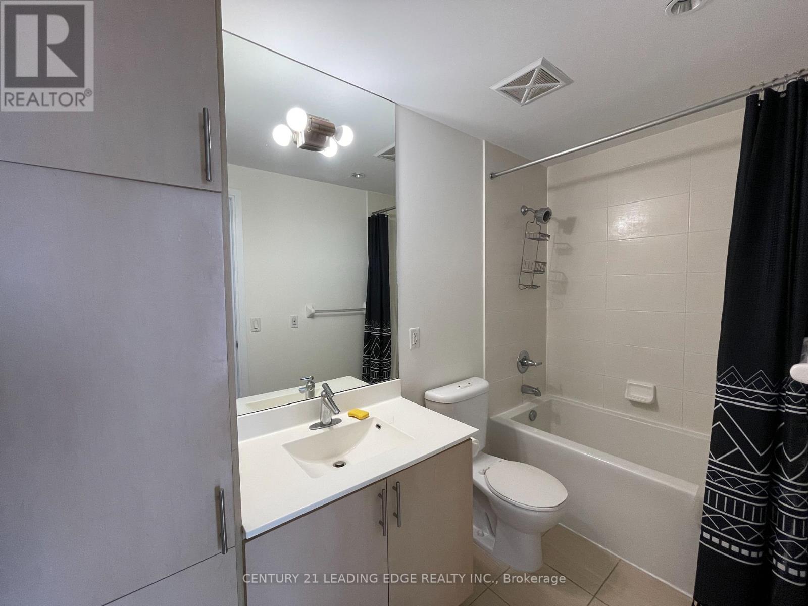 1905 - 181 Wynford Drive, Toronto, Ontario  M3C 0C6 - Photo 10 - C12466640