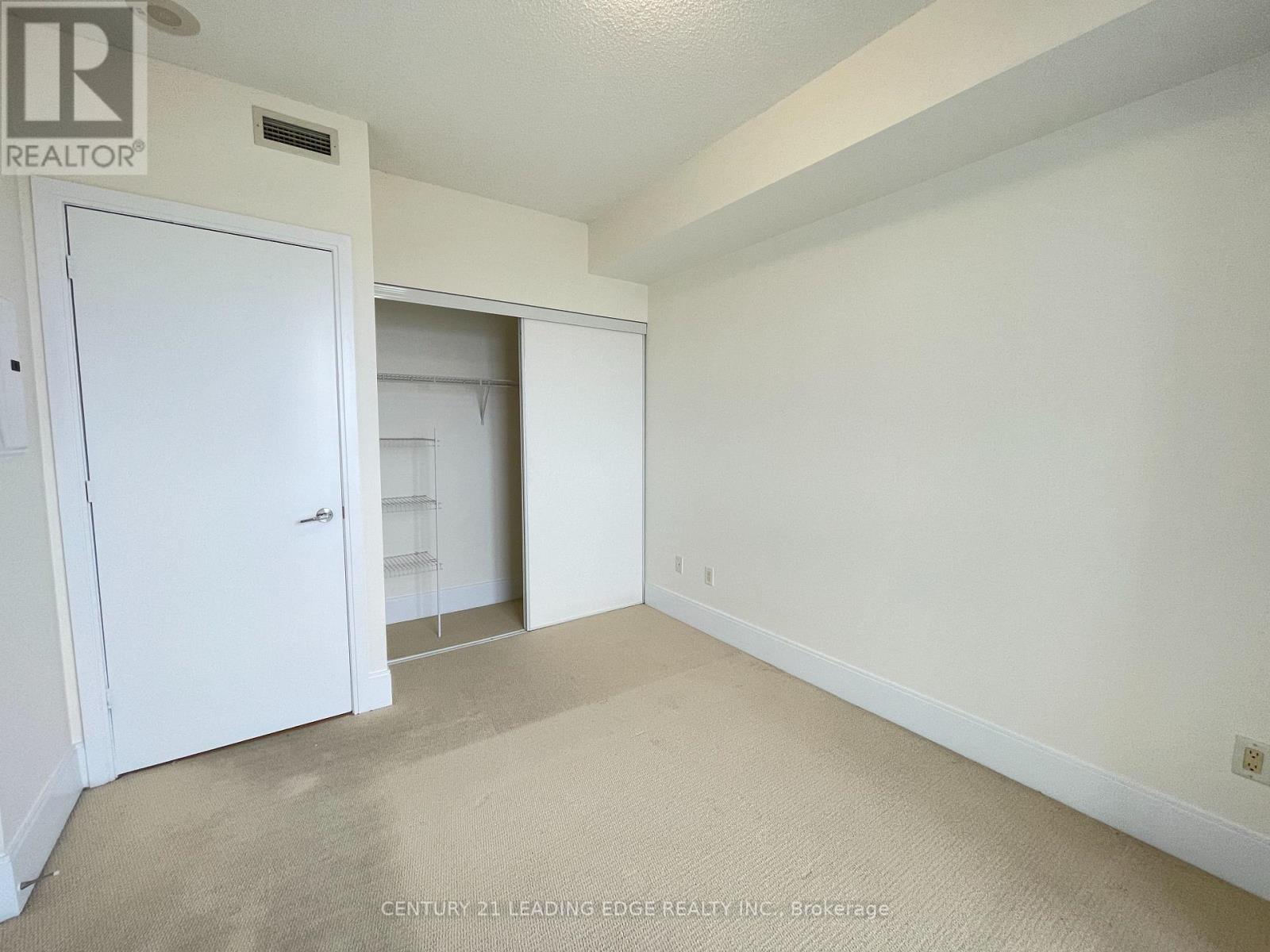 1905 - 181 Wynford Drive, Toronto, Ontario  M3C 0C6 - Photo 12 - C12466640