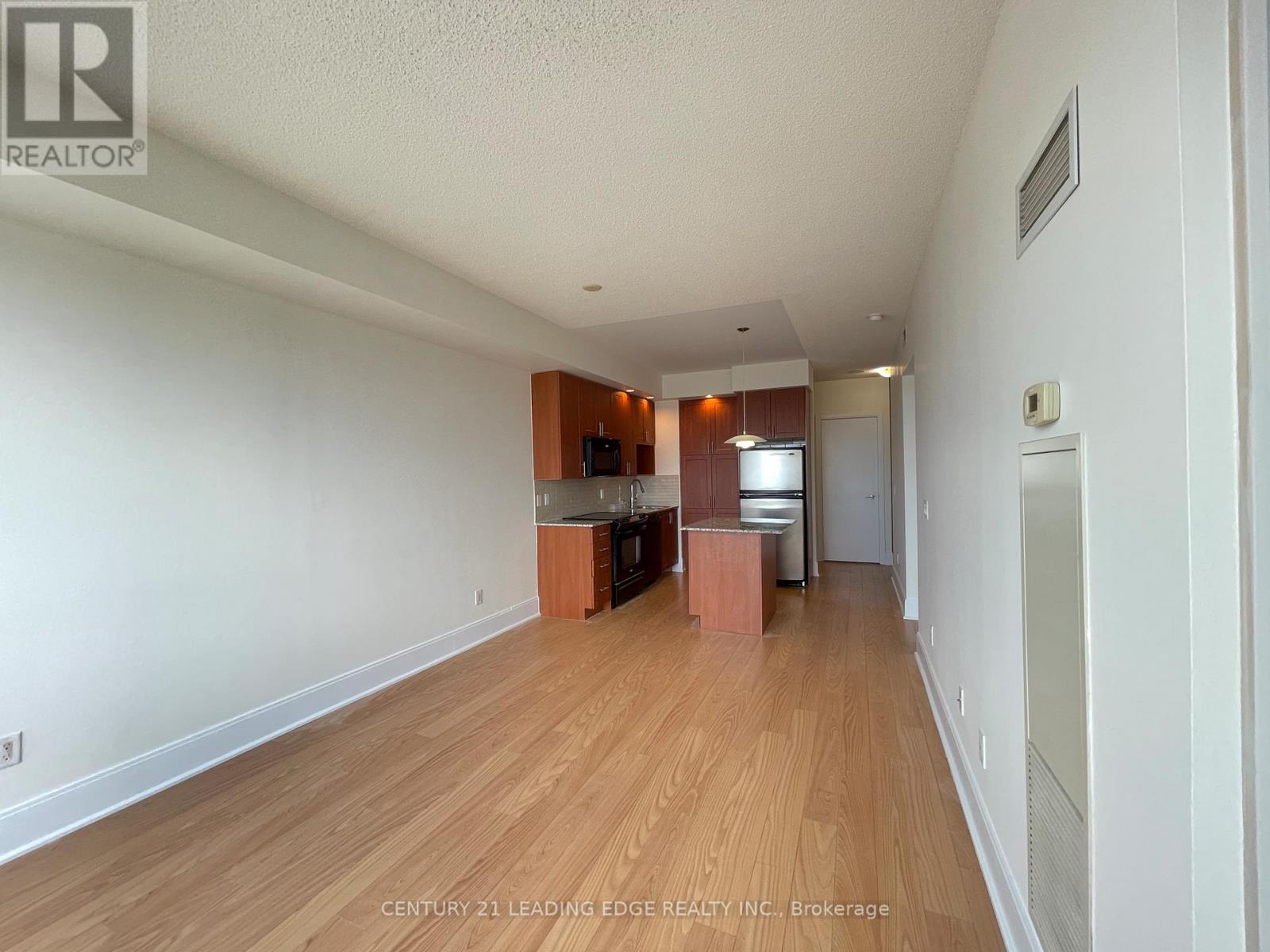 1905 - 181 Wynford Drive, Toronto, Ontario  M3C 0C6 - Photo 8 - C12466640
