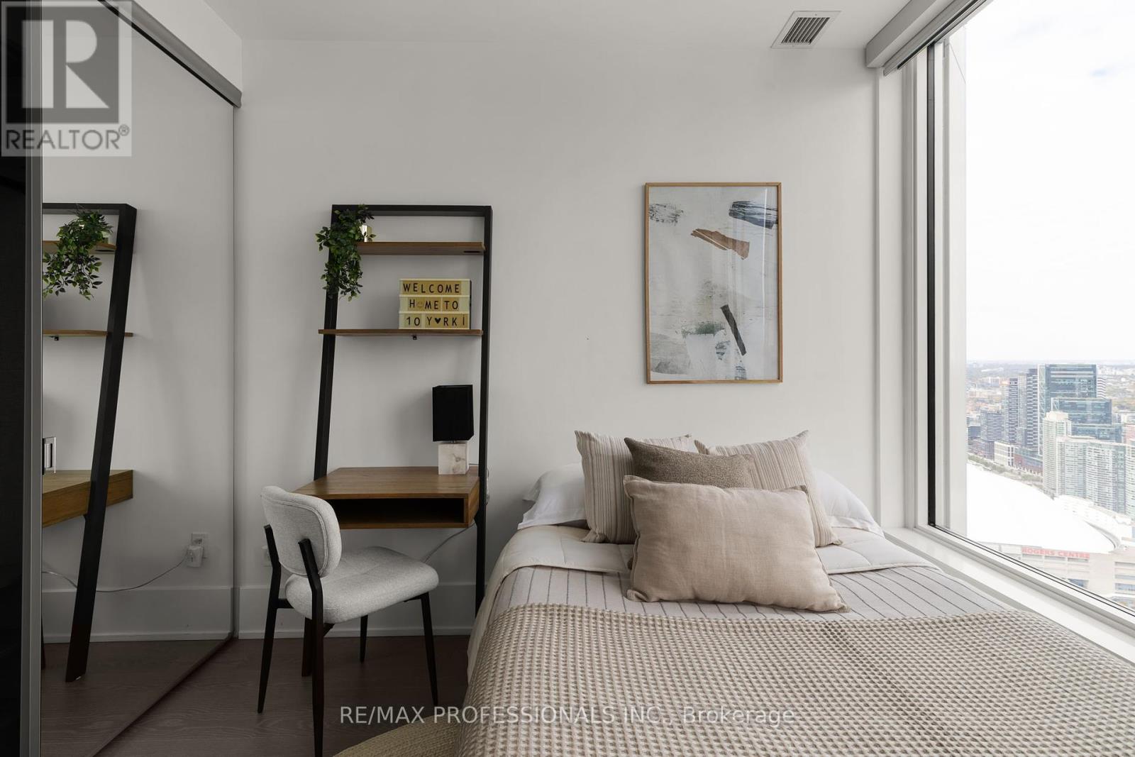6312 - 10 York Street, Toronto, Ontario  M5J 0E1 - Photo 34 - C12466649