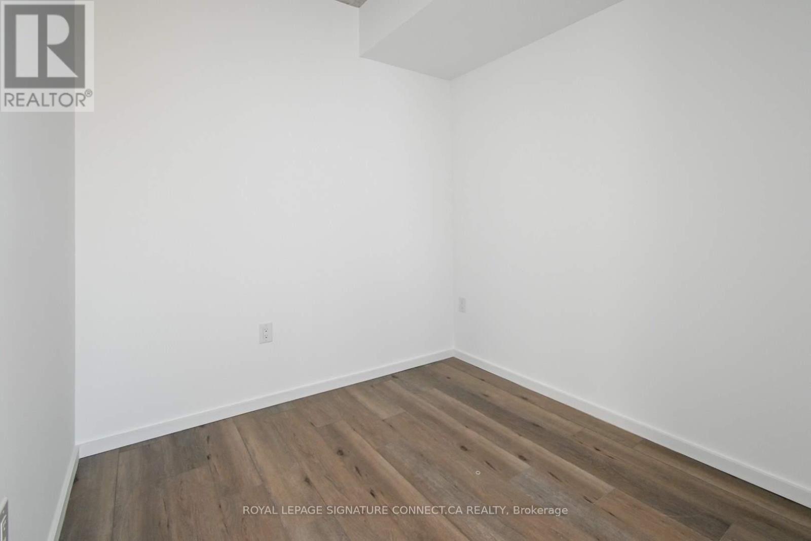 414 - 21 Lawren Harris Square, Toronto, Ontario  M5A 1H7 - Photo 7 - C12466663