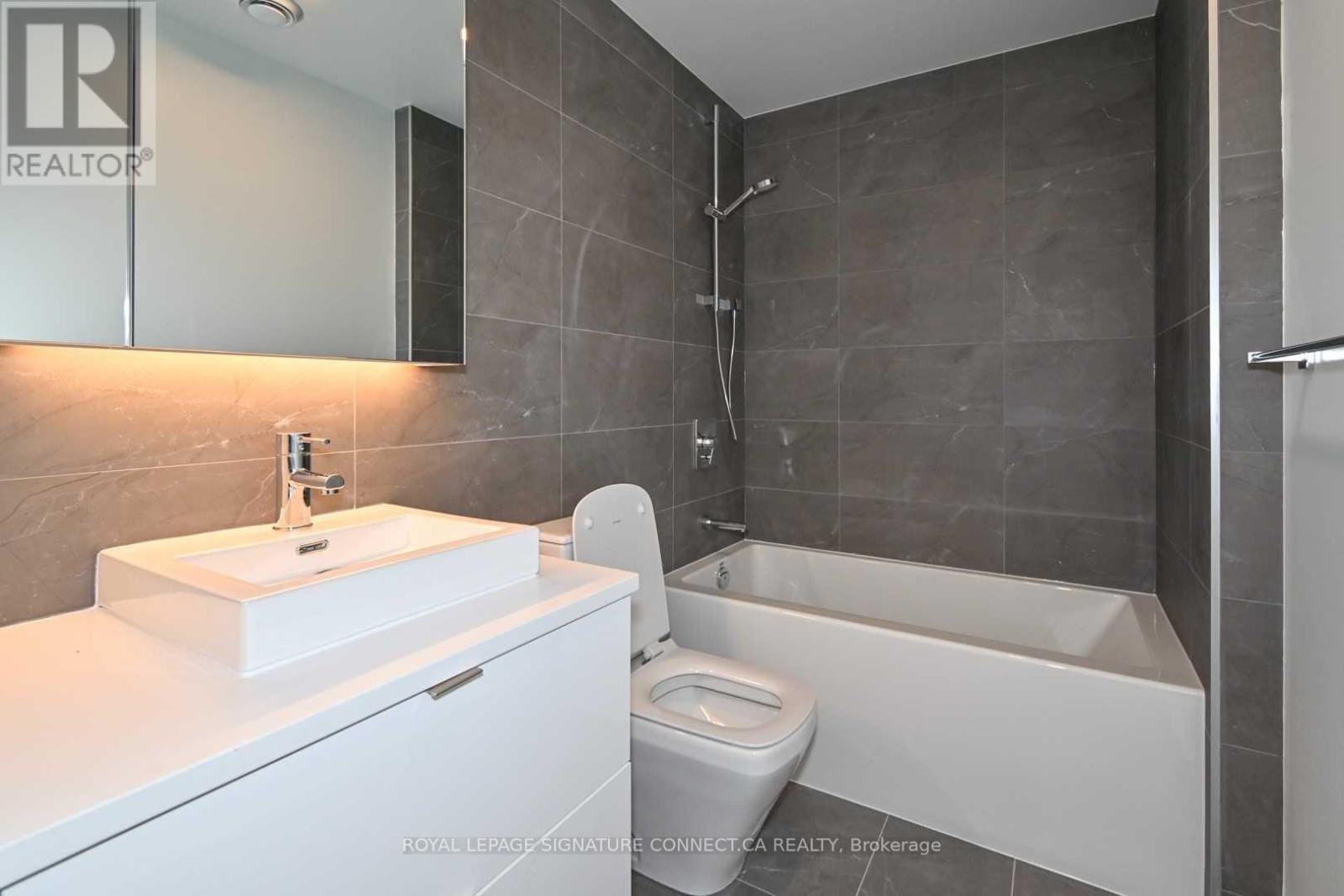 414 - 21 Lawren Harris Square, Toronto, Ontario  M5A 1H7 - Photo 8 - C12466663