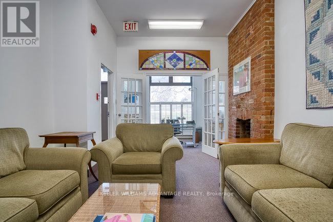 157 Gerrard Street E, Toronto, Ontario  M5A 2E4 - Photo 15 - C12466696
