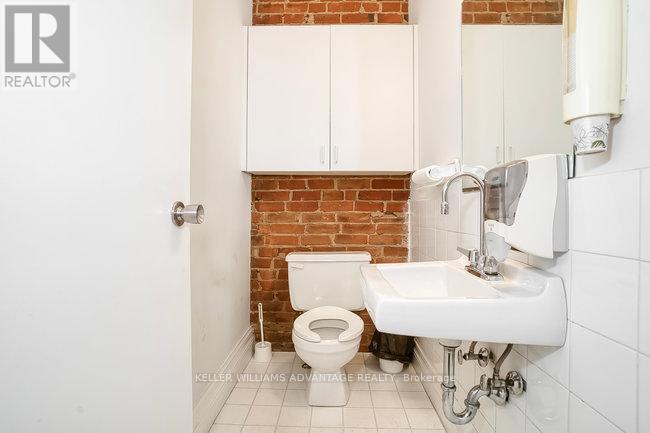 157 Gerrard Street E, Toronto, Ontario  M5A 2E4 - Photo 29 - C12466696