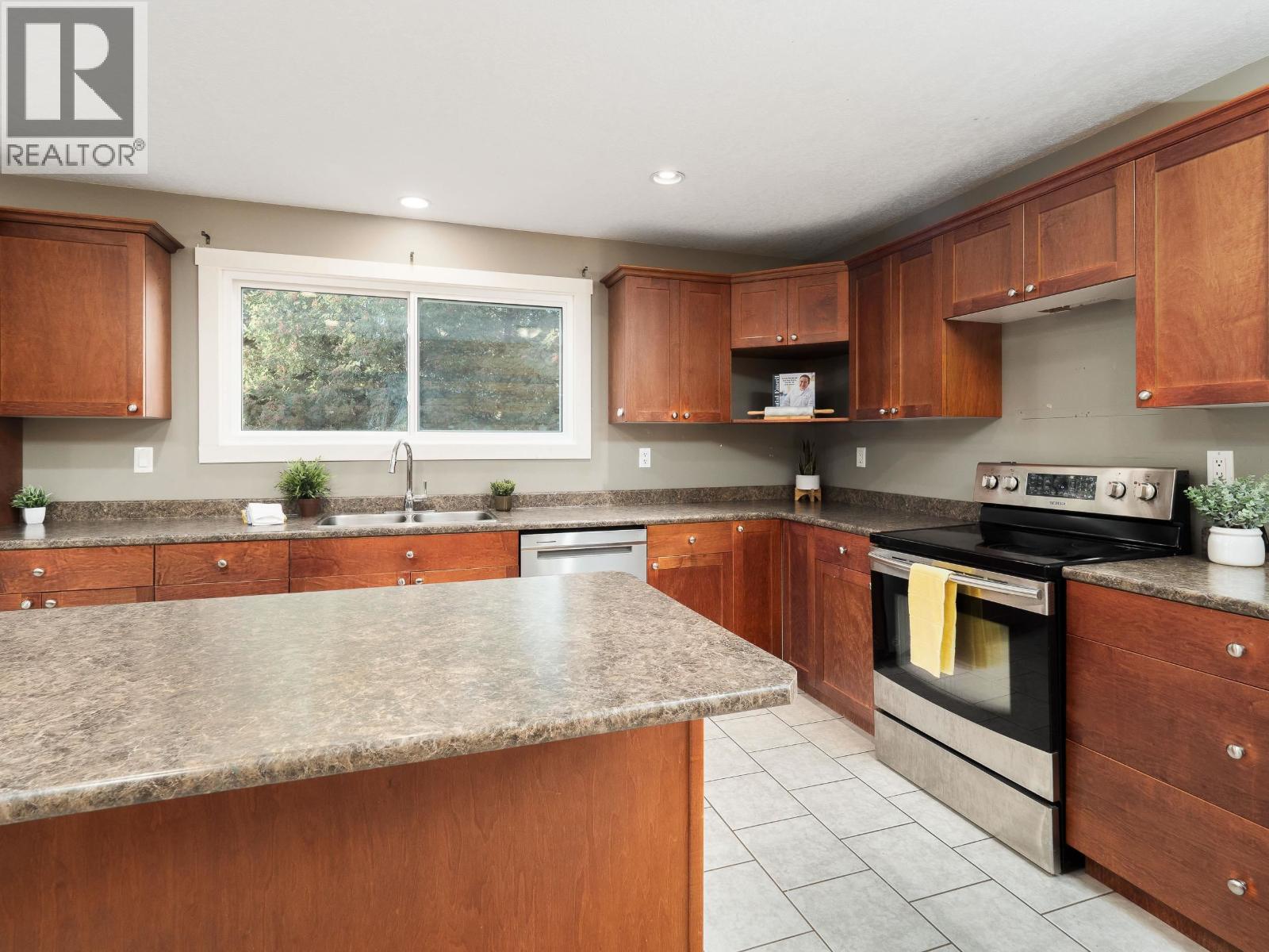 380 Riley Drive, Prince George, British Columbia  V2M 3P2 - Photo 10 - R3059277