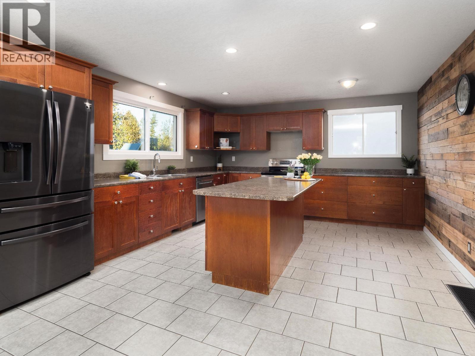380 Riley Drive, Prince George, British Columbia  V2M 3P2 - Photo 8 - R3059277
