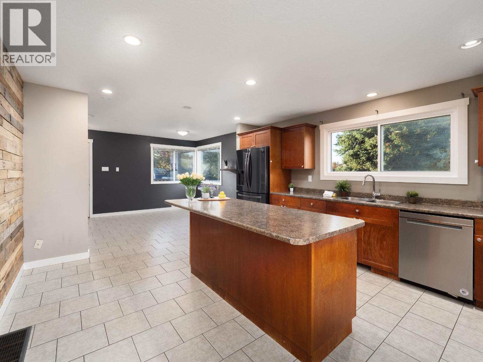 380 Riley Drive, Prince George, British Columbia  V2M 3P2 - Photo 9 - R3059277
