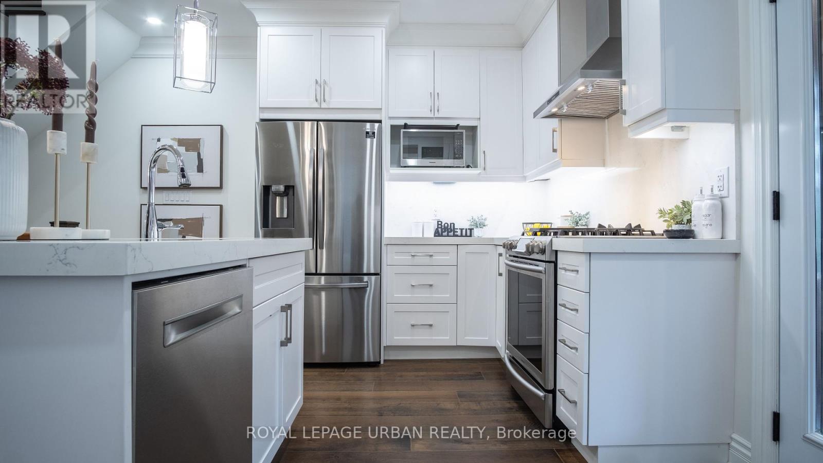 101 Brooklyn Avenue, Toronto, Ontario  M4M 2X4 - Photo 13 - E12466574