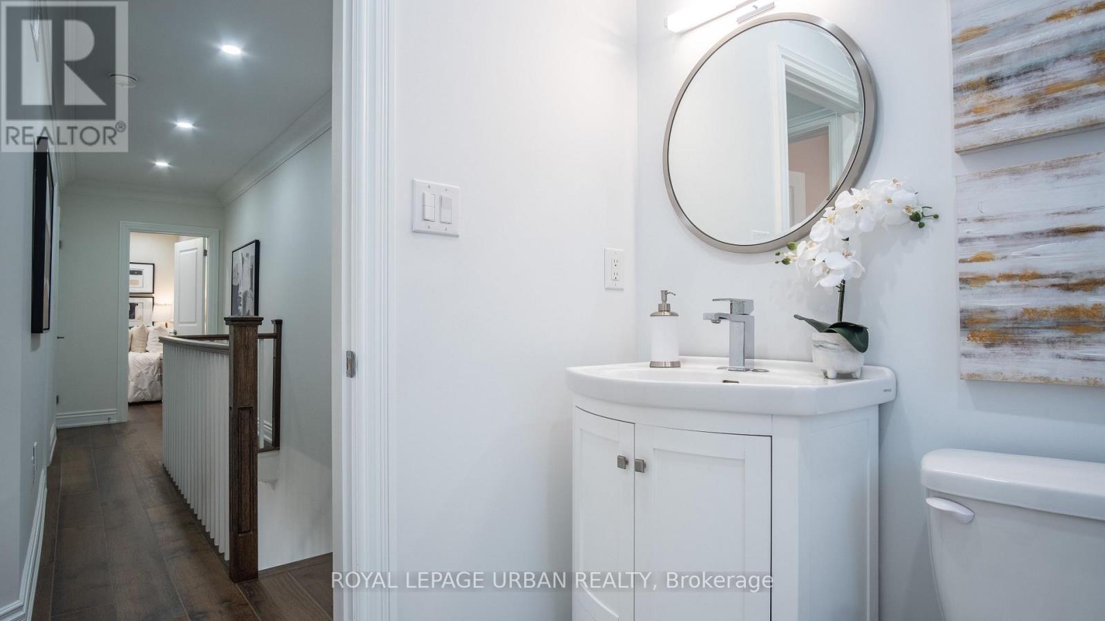 101 Brooklyn Avenue, Toronto, Ontario  M4M 2X4 - Photo 16 - E12466574
