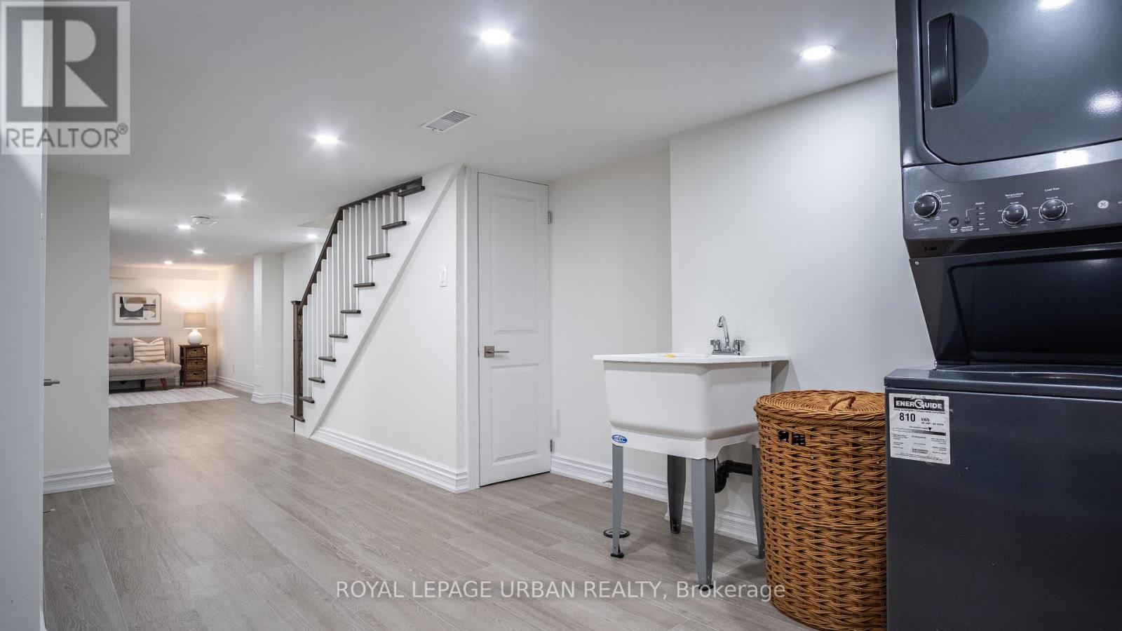 101 Brooklyn Avenue, Toronto, Ontario  M4M 2X4 - Photo 39 - E12466574
