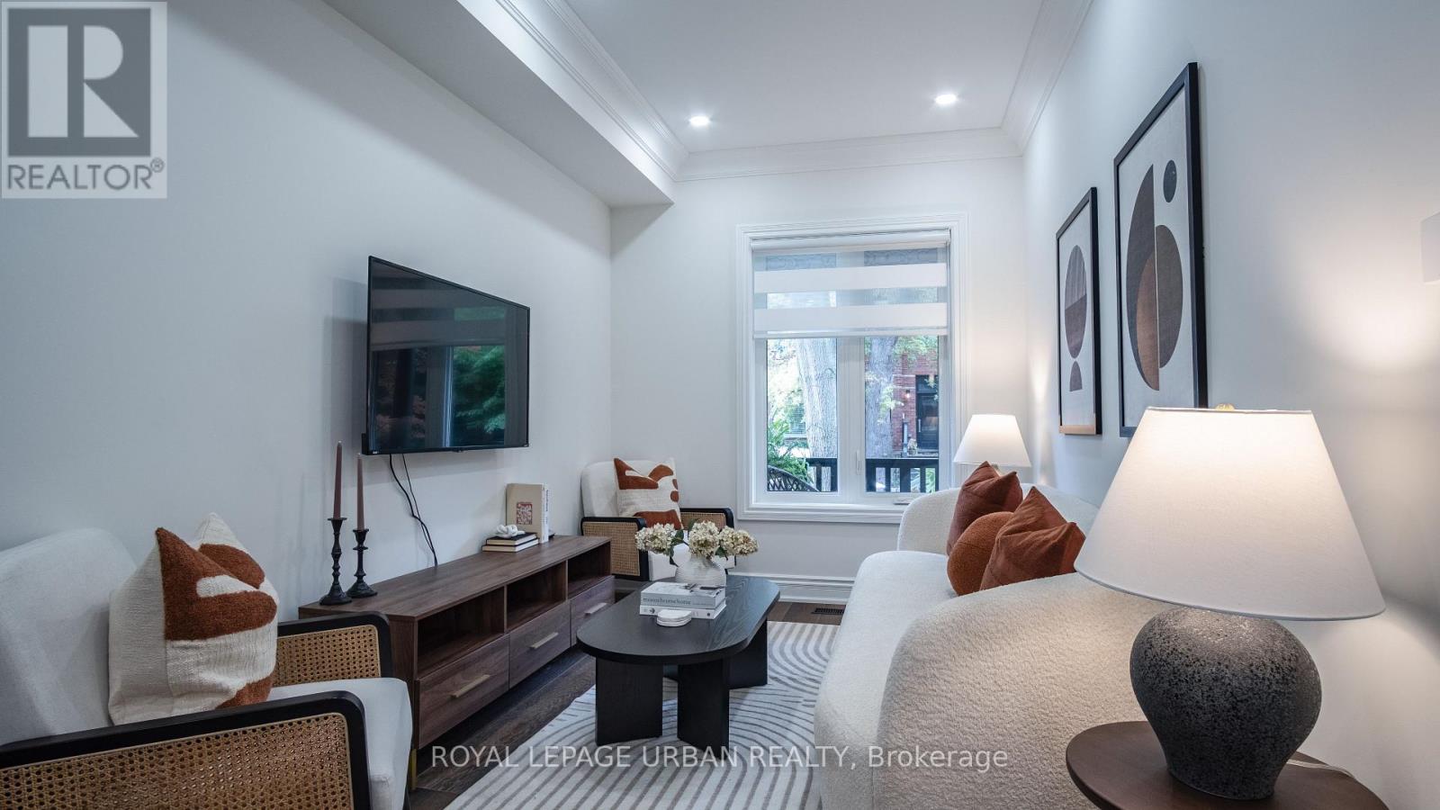 101 Brooklyn Avenue, Toronto, Ontario  M4M 2X4 - Photo 4 - E12466574