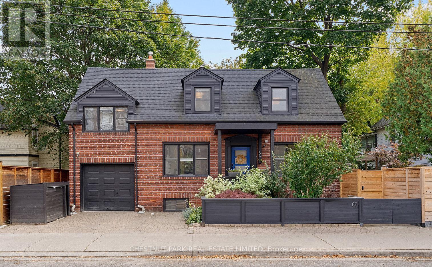 85 EASTWOOD ROAD, Toronto, Ontario