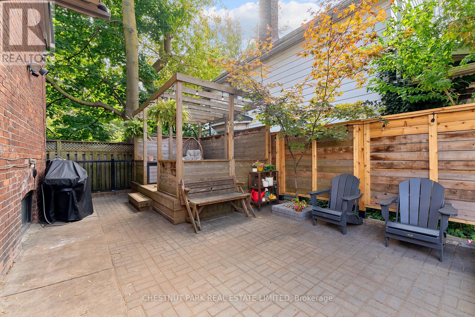 85 Eastwood Road, Toronto, Ontario  M4L 2C7 - Photo 31 - E12466641