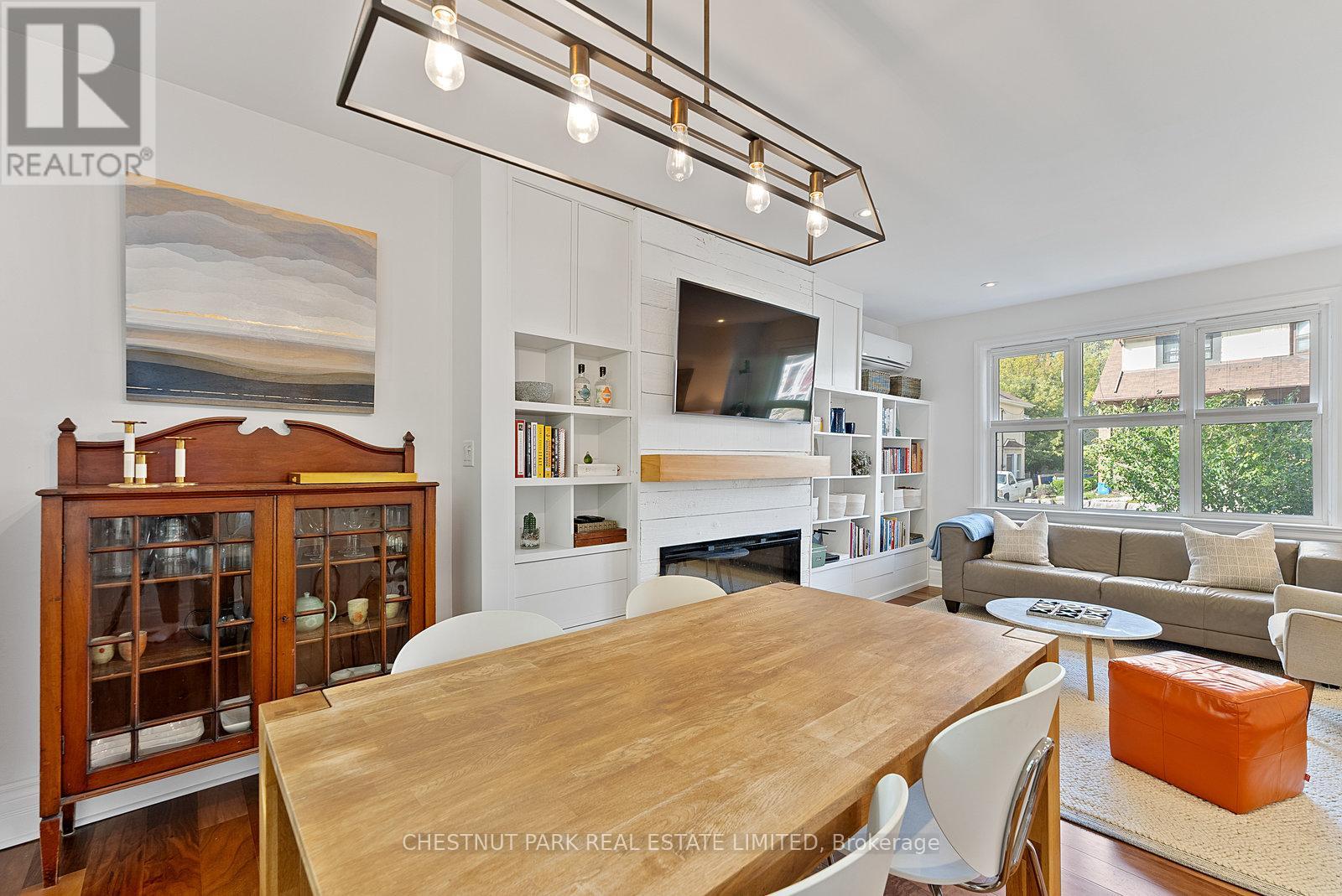 85 Eastwood Road, Toronto, Ontario  M4L 2C7 - Photo 8 - E12466641