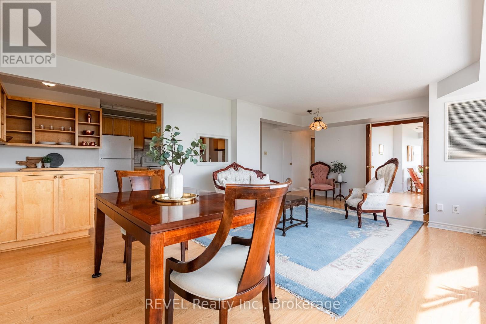 Ph 4 - 7 Gale Crescent, St. Catharines, Ontario  L2R 7M8 - Photo 14 - X12466724