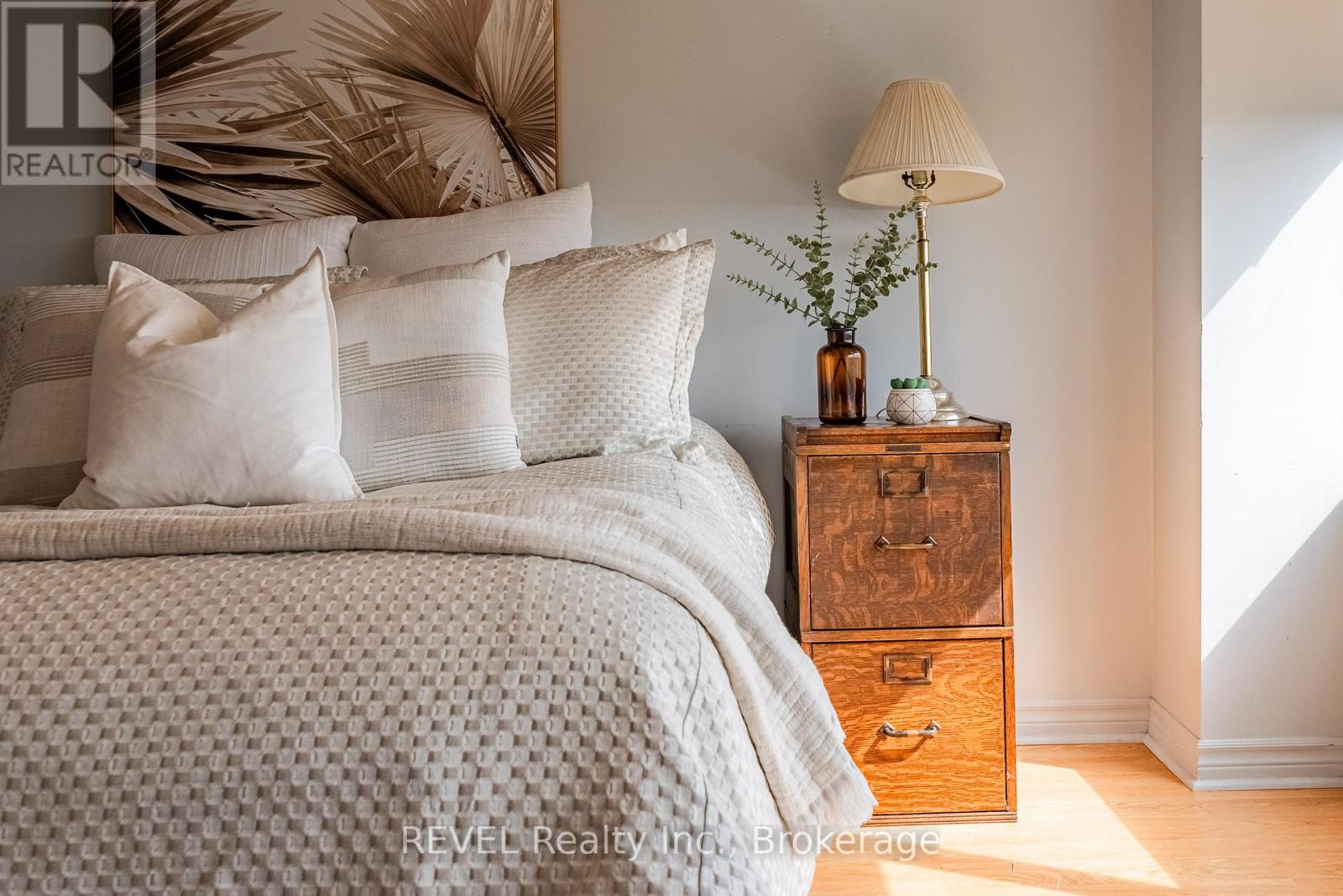 Ph 4 - 7 Gale Crescent, St. Catharines, Ontario  L2R 7M8 - Photo 21 - X12466724