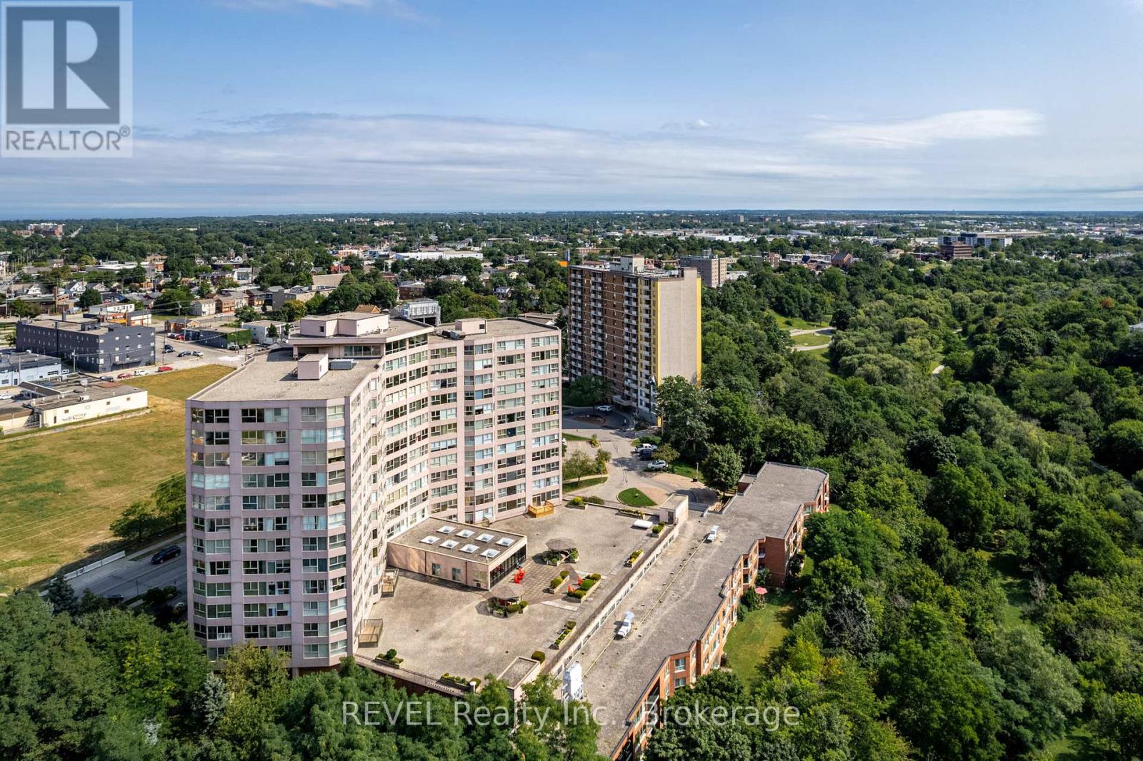 Ph 4 - 7 Gale Crescent, St. Catharines, Ontario  L2R 7M8 - Photo 46 - X12466724
