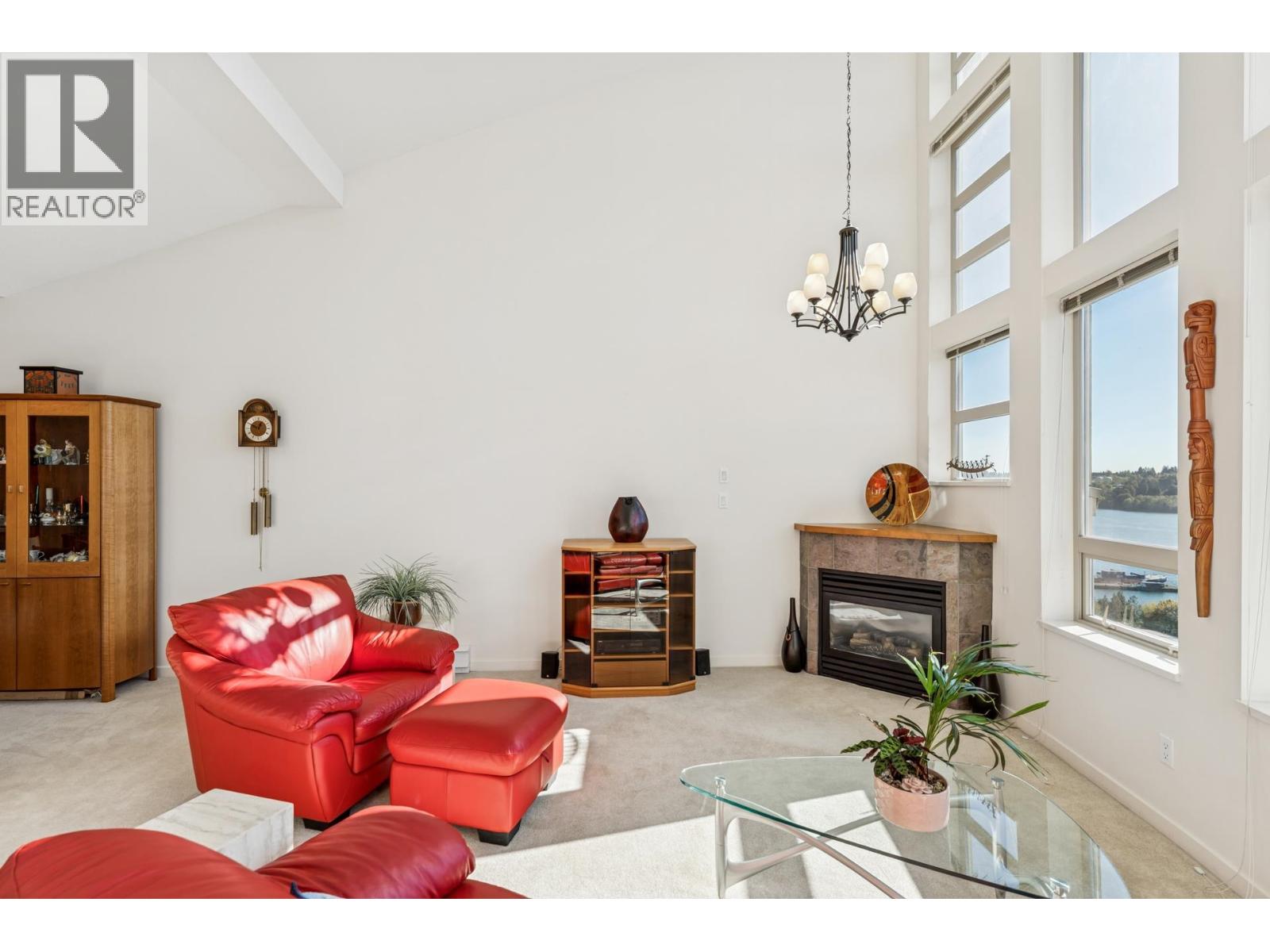 509 560 Raven Woods Drive, North Vancouver, British Columbia  V7G 2T3 - Photo 5 - R3059224