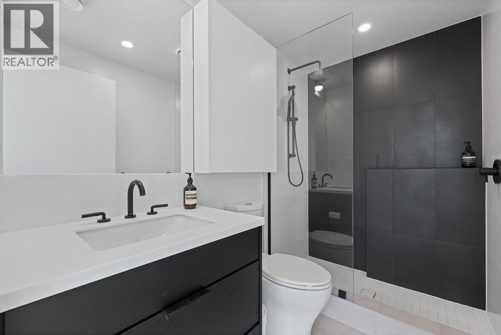 201 650 E 2nd Street, North Vancouver, British Columbia  V7M 1E3 - Photo 25 - R3059235