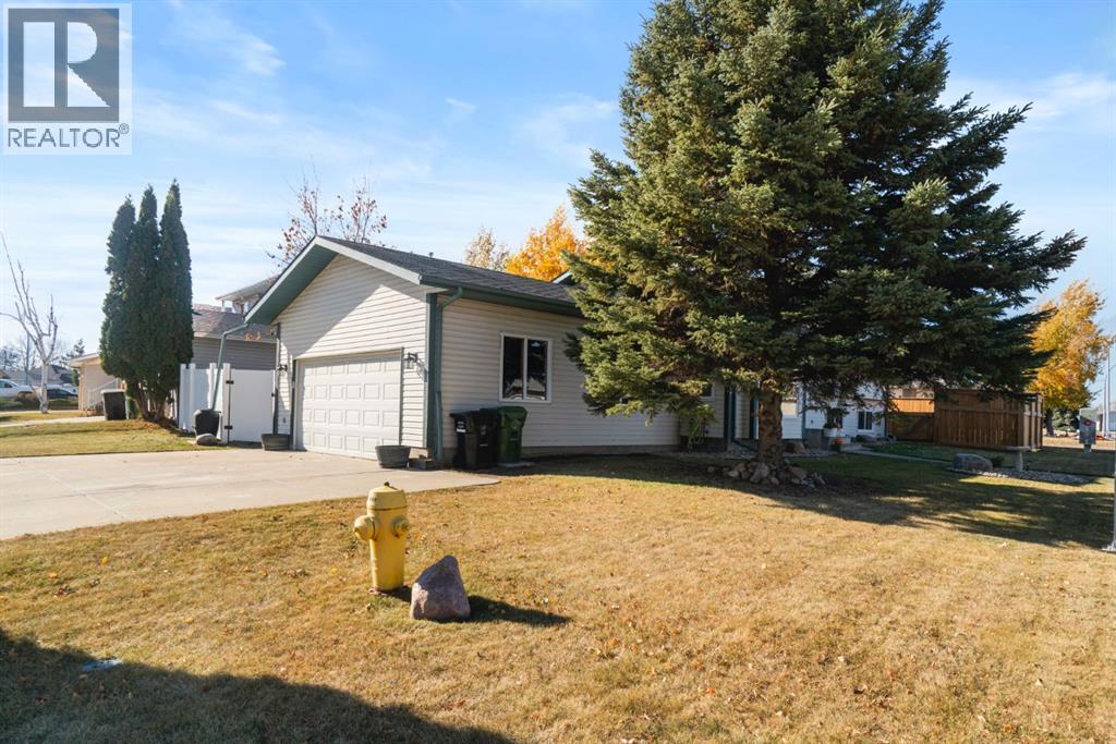 5306 66 Street, Camrose, Alberta  T4V 4M2 - Photo 3 - A2263242