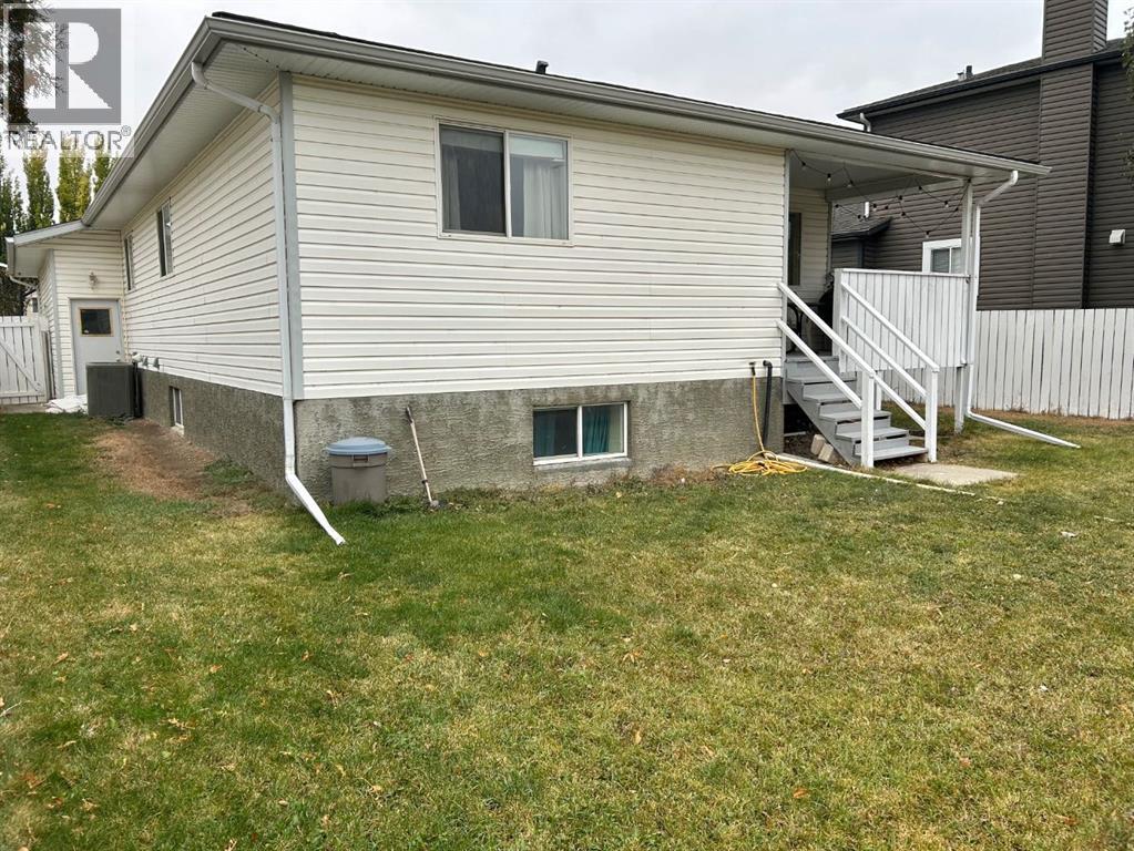 192 Mt Rundle Road W, Lethbridge, Alberta  T1K 7E9 - Photo 31 - A2263742