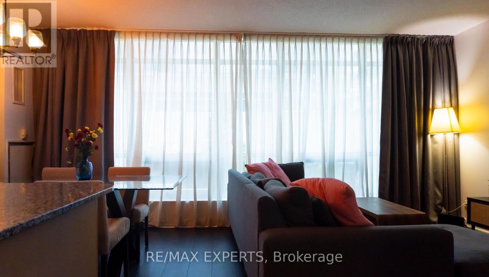 M30 - 350 Wellington Street W, Toronto, Ontario  M5V 3W9 - Photo 14 - C12466508