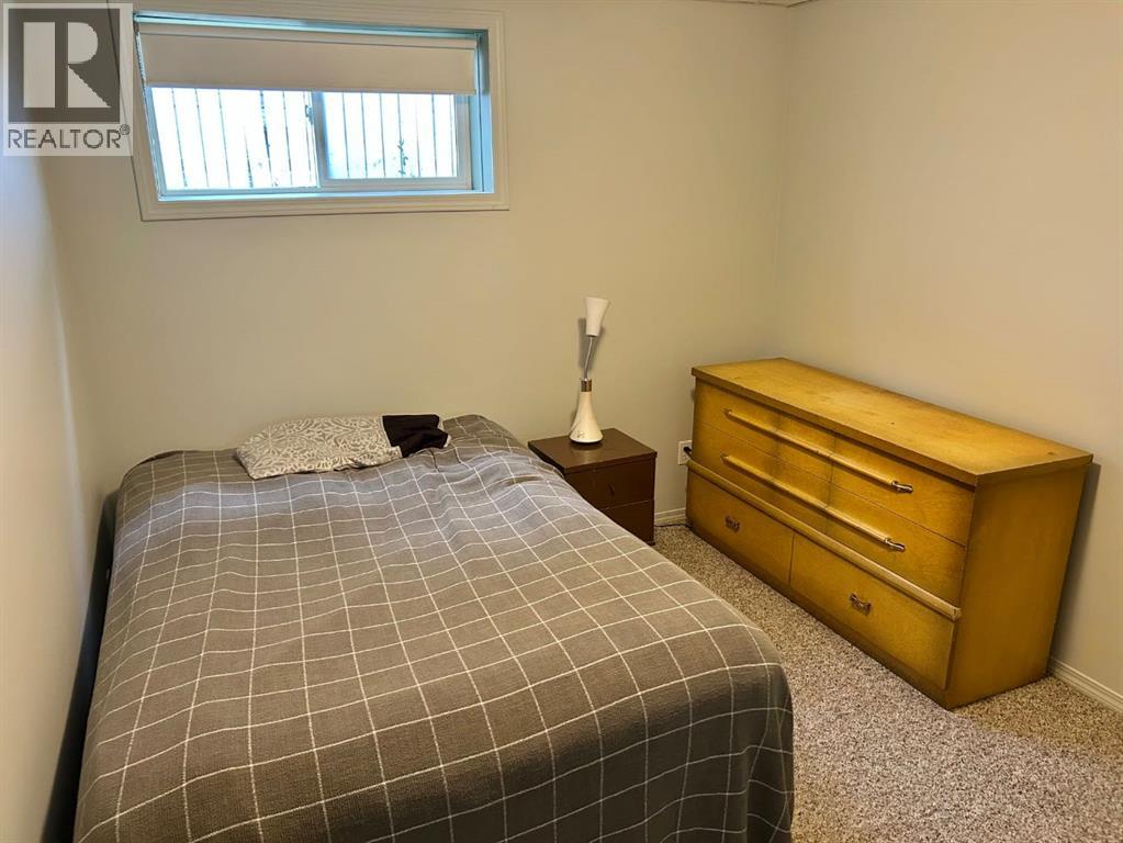 192 Mt Rundle Road W, Lethbridge, Alberta  T1K 7E9 - Photo 24 - A2263742