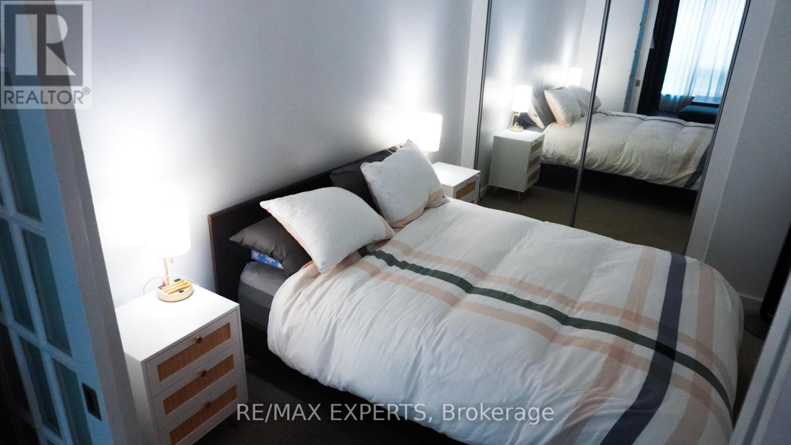 M30 - 350 Wellington Street W, Toronto, Ontario  M5V 3W9 - Photo 6 - C12466508