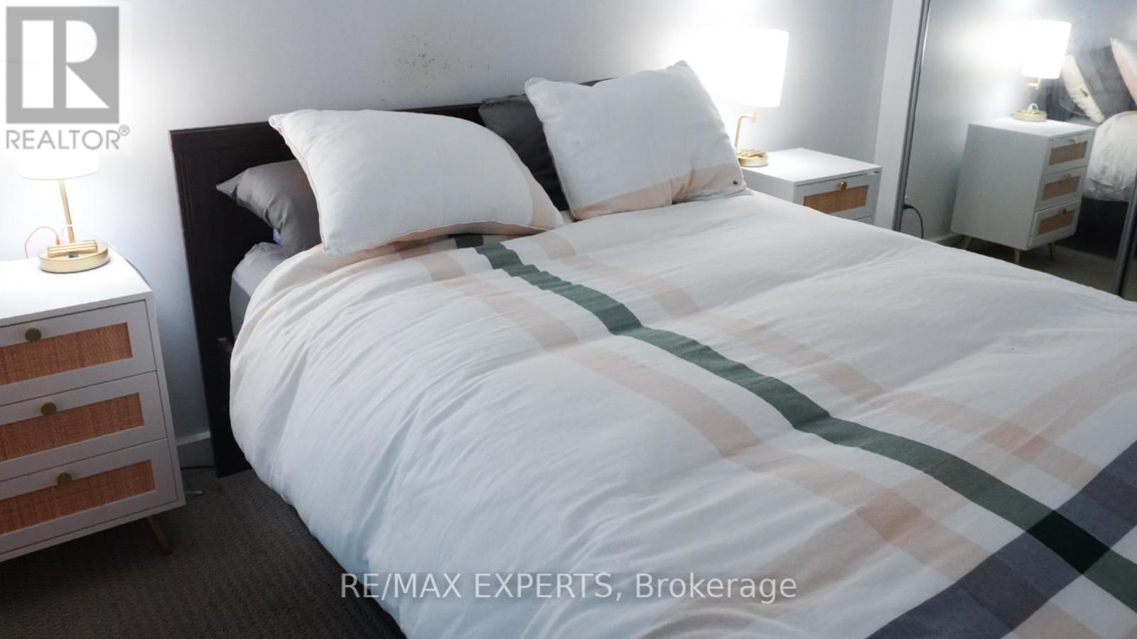 M30 - 350 Wellington Street W, Toronto, Ontario  M5V 3W9 - Photo 8 - C12466508