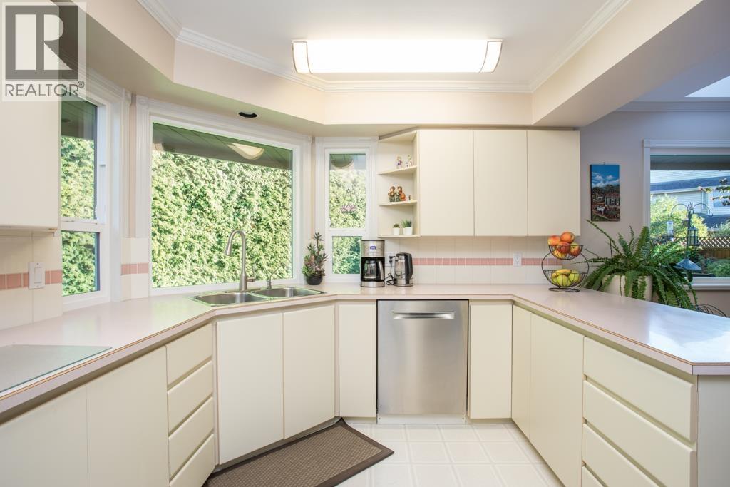 9420 Auburn Drive, Richmond, British Columbia  V7A 5A8 - Photo 7 - R3059230