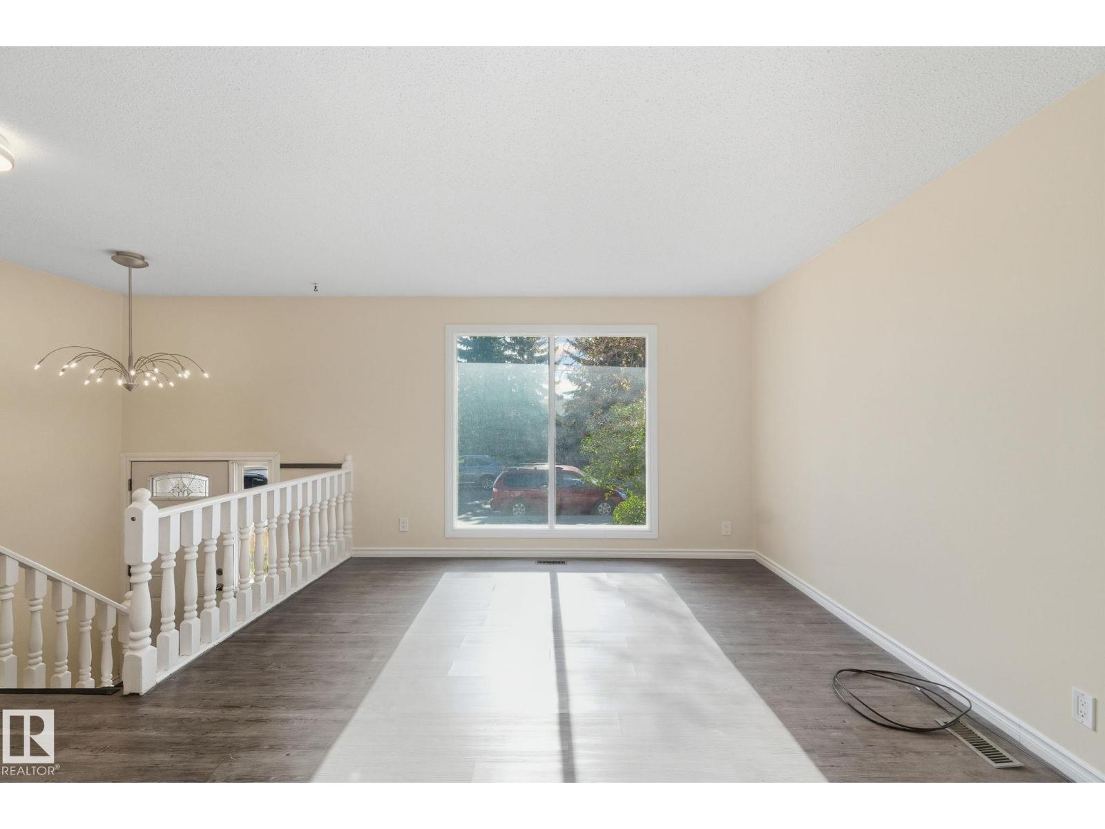 9508 9510 128 Av Nw Nw, Edmonton, Alberta  T5E 0H6 - Photo 6 - E4462370