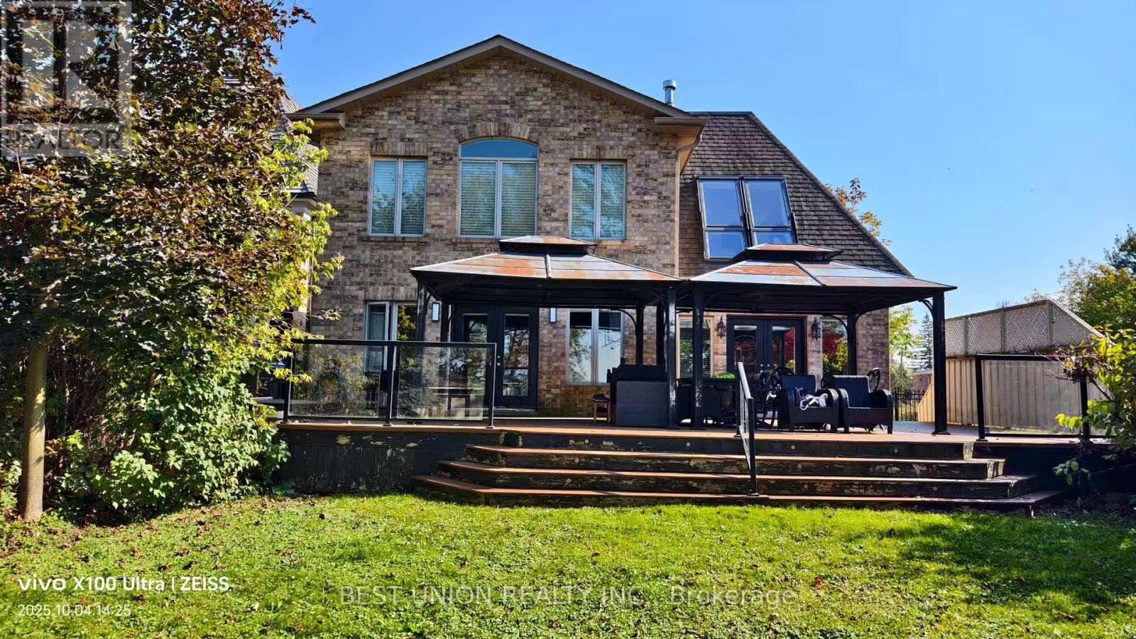 8 Shangri-La Lane, Georgina, Ontario  L4P 0A8 - Photo 18 - N12466564
