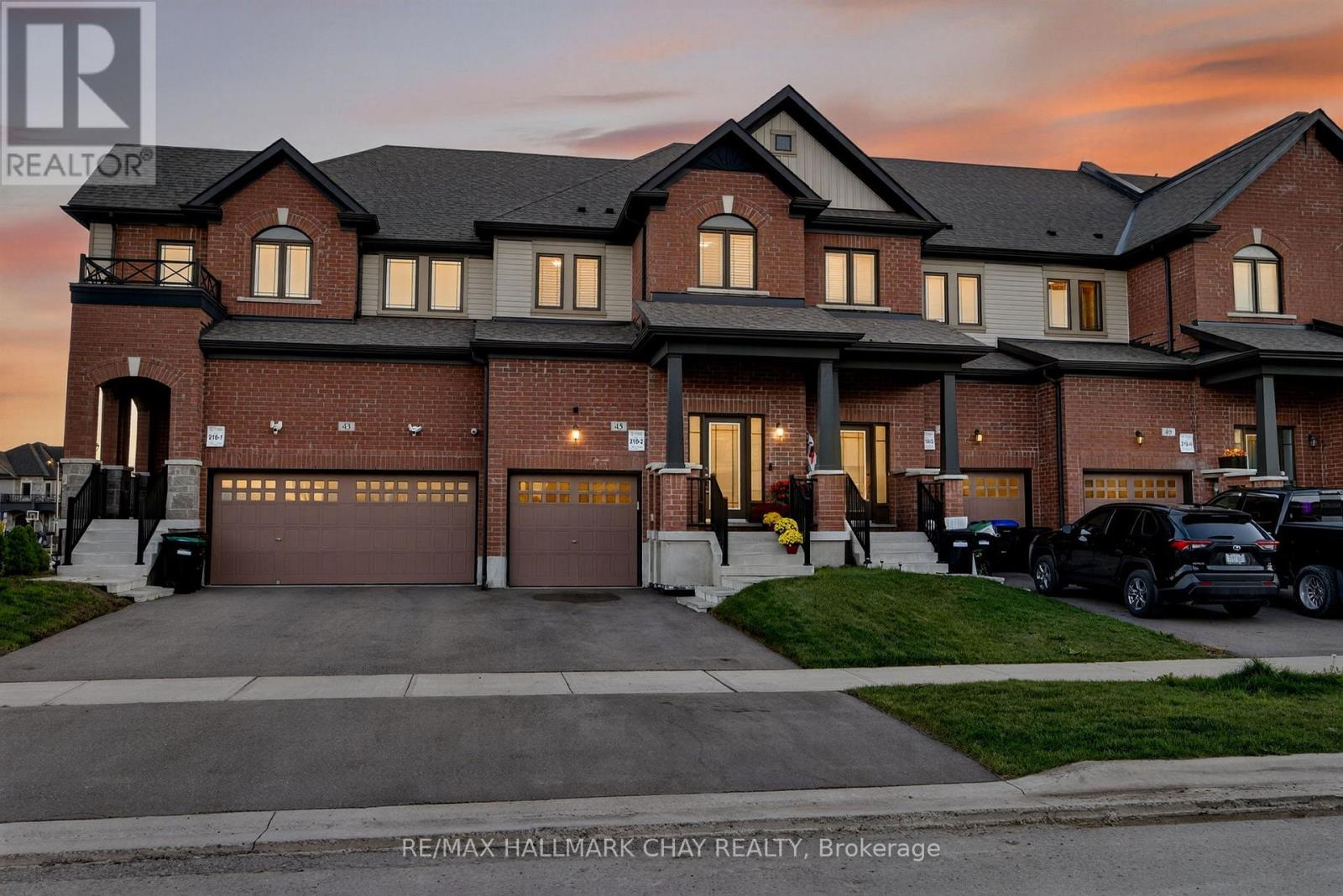 45 LORNE THOMAS PLACE, new tecumseth, Ontario